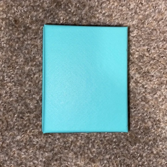 Tiffany & Co. Jewelry BOX - Picture 4 of 4